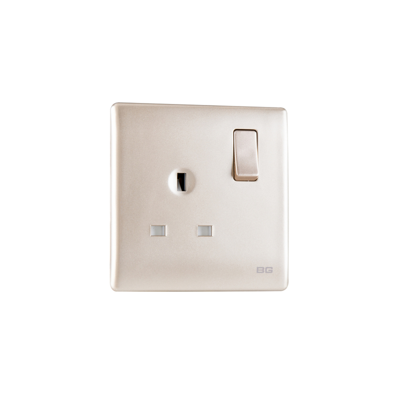 Champagne SlimLine 1-Gang 13A Switched Socket DP, 86 type wall socket BS/UK EMSD(PCCH21DP)